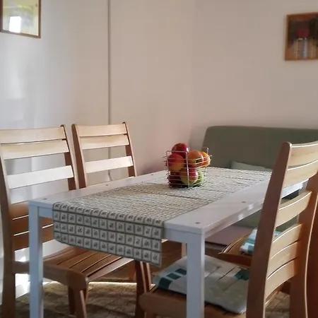Apartment Vrulje *