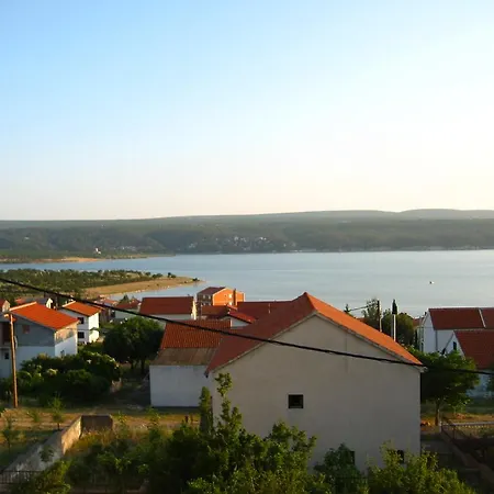 Apartment Vrulje