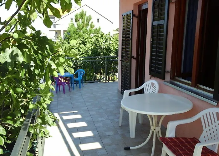 Apartman Vrulje *